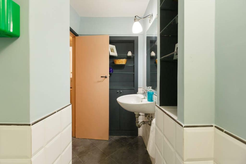 Apartamento Un Tetto Al Pantheon Roma Exterior foto