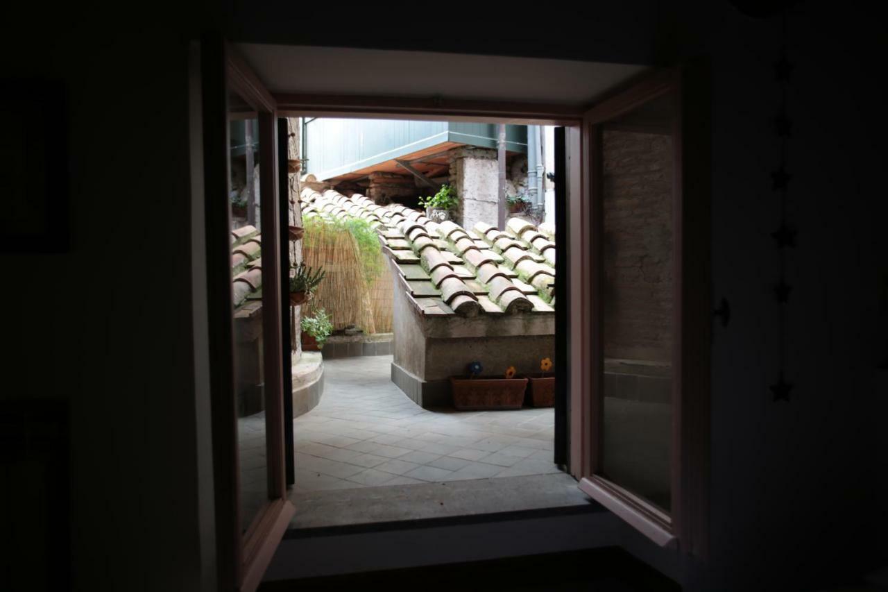 Apartamento Un Tetto Al Pantheon Roma Exterior foto